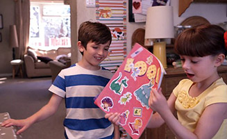Topsy and Tim S01E23 Wrapping Paper