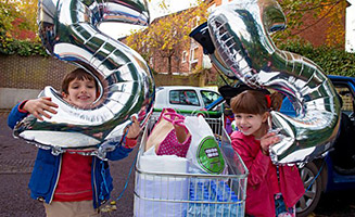 Topsy and Tim S02E27 Our Balloons