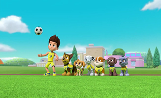 PAW Patrol S03E03 Pups Save the Soccer Game - Pups‌ Save a Lucky Collar