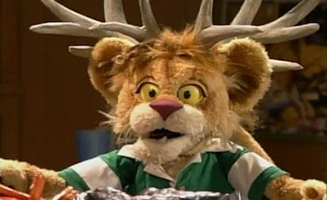 Between the Lions S01E10 Lionels Antlers