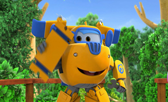 Super Wings S02E42 The Trouble With Trompos