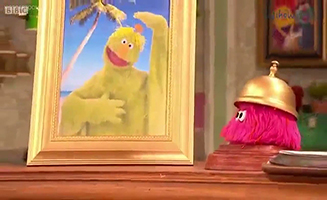 The Furchester Hotel S01E08 Isabel Gets the Ding-Ups