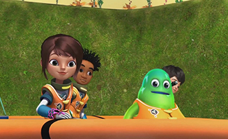 Miles From Tomorrowland S02E16 Once in a Blue Moon - The Queen Gemma Dilemma