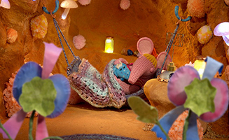 Clangers S01E08 Tinys Lullaby