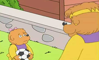 The Berenstain Bears S02E03 Too Small For The Team