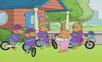 The Berenstain Bears S02E21 The In Crowd