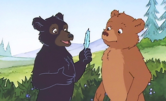 Little Bear S04E09 Little Bear Meets Blue Feather - Thunder Monster - Duck Soup