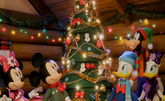 Help Mickey Mouse Decorate For Christmas