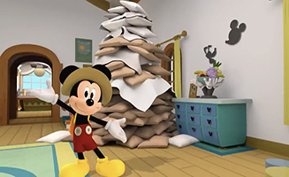 Explore Pillow Mountain With Mickey Mouse