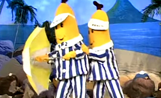 Bananas In Pyjamas S01E11 Paper Chase