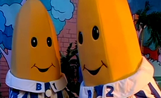 Bananas In Pyjamas S02E27 Shadow Painting