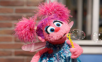 Sesame Street S44E18 The Princess Story