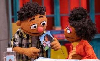 Sesame Street S53E14 Family Album