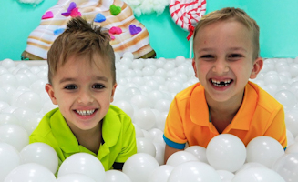 Vlad And Nikita Fun Day At The Selfie Museum And Game Center For Children