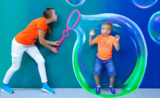 Vlad And Nikita Have Fun Day In The Museum Of Illusions And The Dinosaur Park