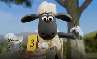 Shaun the Sheep S06E03 farmstar - CSI Mossy