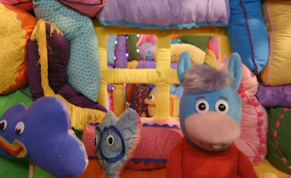 Garys Magic Fort S03E05 Garys Big Hullaballoon