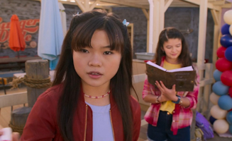 Surfside Girls S01E09 And The Cursed Treasure