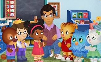 Daniel Tigers Neighborhood S06E05 Daniel Gives a Gift - Daniel Receives a Gift