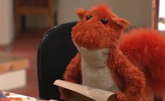 Telling Stories With Tomie Depaola S01E01 Tales Around The Table