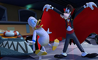 Mickey and the Roadster Racers S01E20 The Haunted Hot Rod - Petes Ghostly Gala