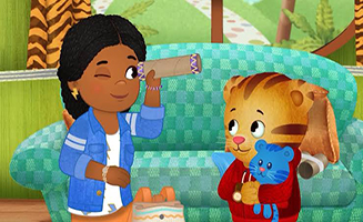 Daniel Tigers Neighborhood S06E01 Daniels New Babysitter - Daniel Sleeps at the Treehouse