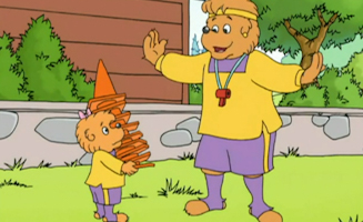 Trop Petite Pour Lequipe