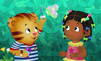 Daniel Tigers Neighborhood S06E13 Everyone Takes a Turn at Show and Tell - Daniel Takes Turns at the Pool