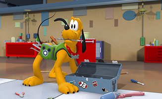 Mickey and the Roadster Racers S02E13 Pluto and the Pup - Trouble at Floochis