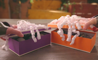 Miss Persona S01E23 Easter Eggs