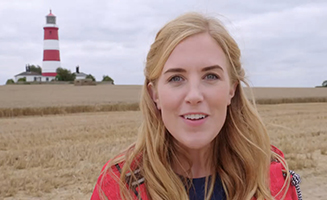 Maddies Do You Know S03E17 Lighthouse And Bath Bomb