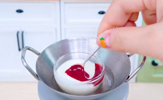 Satisfying Baking Miniature Rainbow Oreo Cake