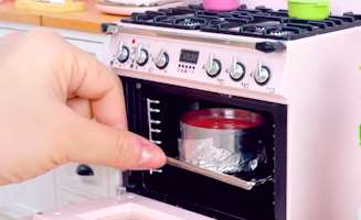 Satisfying Baking Miniature Buttercream Princess Cake