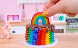 Satisfying Baking Miniature Melting Buttercream Rainbow Cake