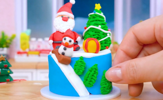 Satisfying Baking Miniature Rainbow Buttercream Cake With Chocolate Heart
