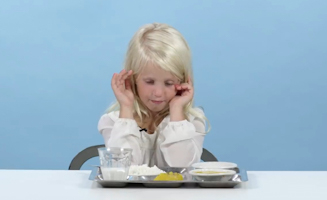 School Lunches - American Kids Try Food From Around The World 2