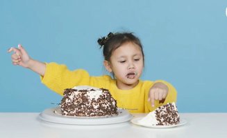 Kids Try Cake From Around The World