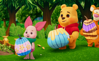 Me and Winnie the Pooh S02E05 Rabbit Paints a Pumpkin