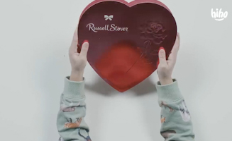 Kids Try Classic Valentines Day Candy