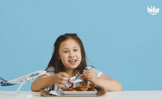 Kids Try Airline Foods