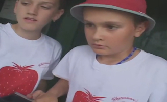 Pick Your Own Strawberry Farm Girl Swaps With Competitive Tennis Pro