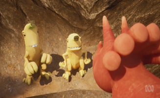 Ginger And The Vegesaurs S02E12 The Hole Banana