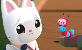 Gabbys Dollhouse S13E04 Pandy and the Kitty-pillar