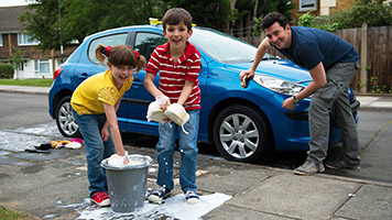 Topsy and Tim S01E08 CAR WASH